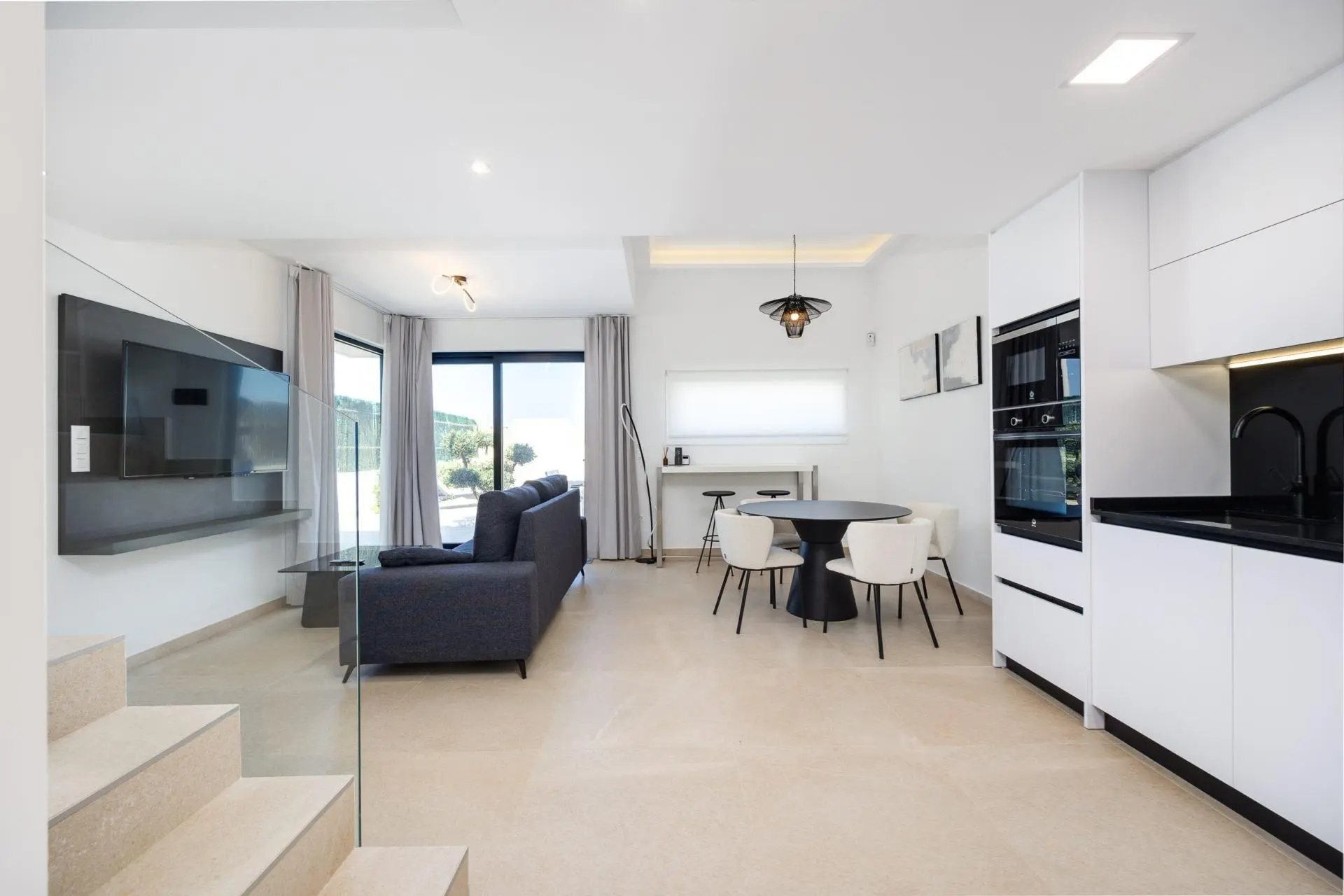 Villa Of 178 M² With [features] In Guardamar Del Segura