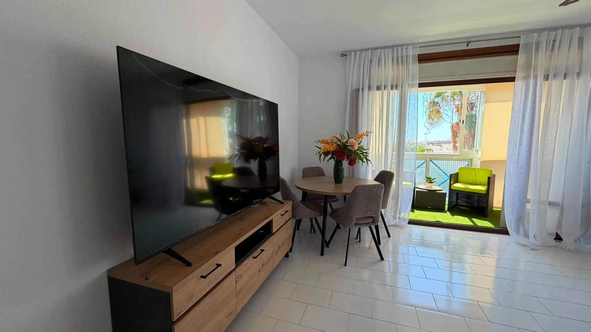 Apartment Of 63 M² In Torrevieja, Spain