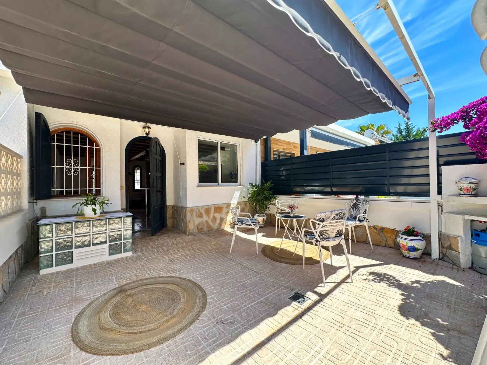 Terraced House Of 98 M² With Sea Views In Orihuela Costa