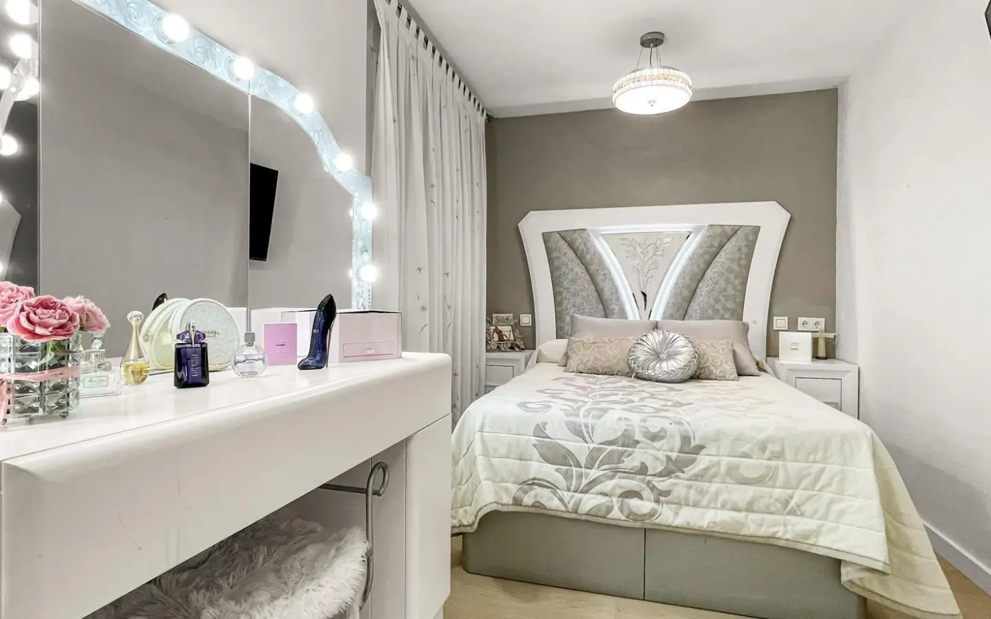 Apartment Of 108 M² In Torrevieja, Spain