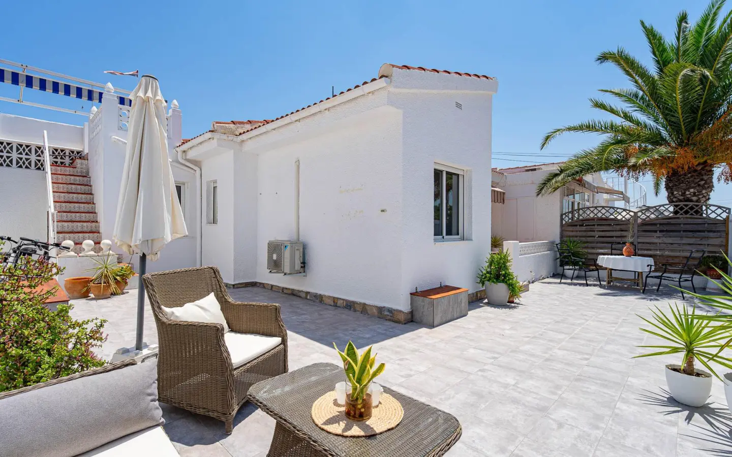 Apartment Of 59 M² With Balcony In Rojales