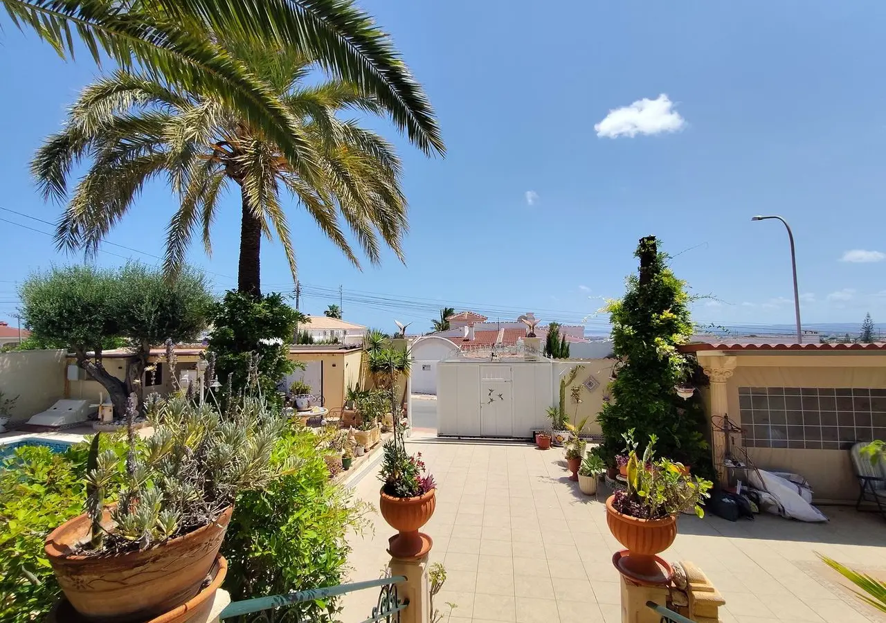 Villa Of 140 M² In Rojales, Spain
