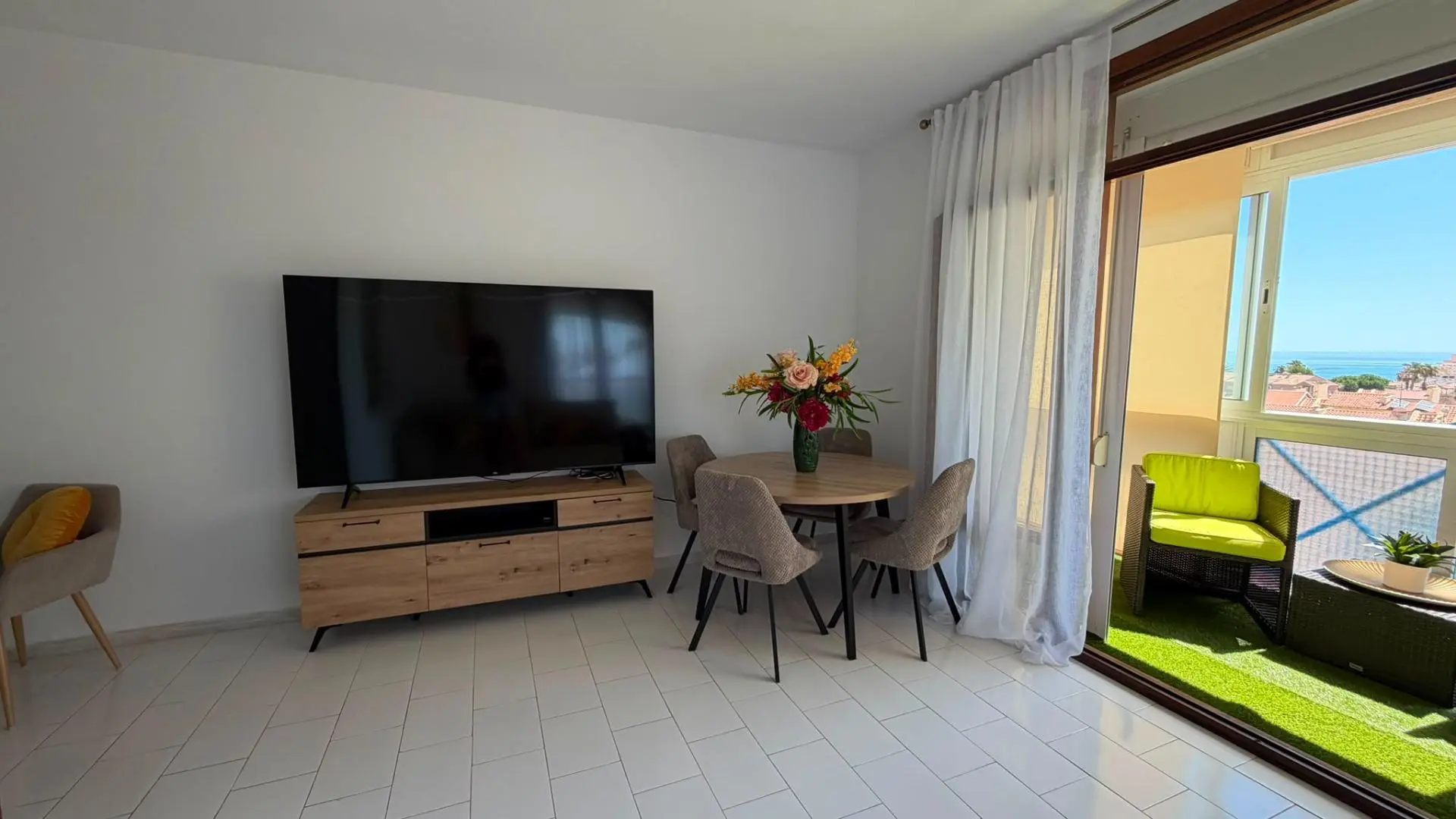 Apartment Of 63 M² In Torrevieja, Spain
