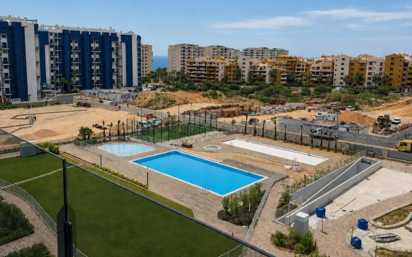 2-bedroom Apartment In Torrevieja, Spain (76 M²)