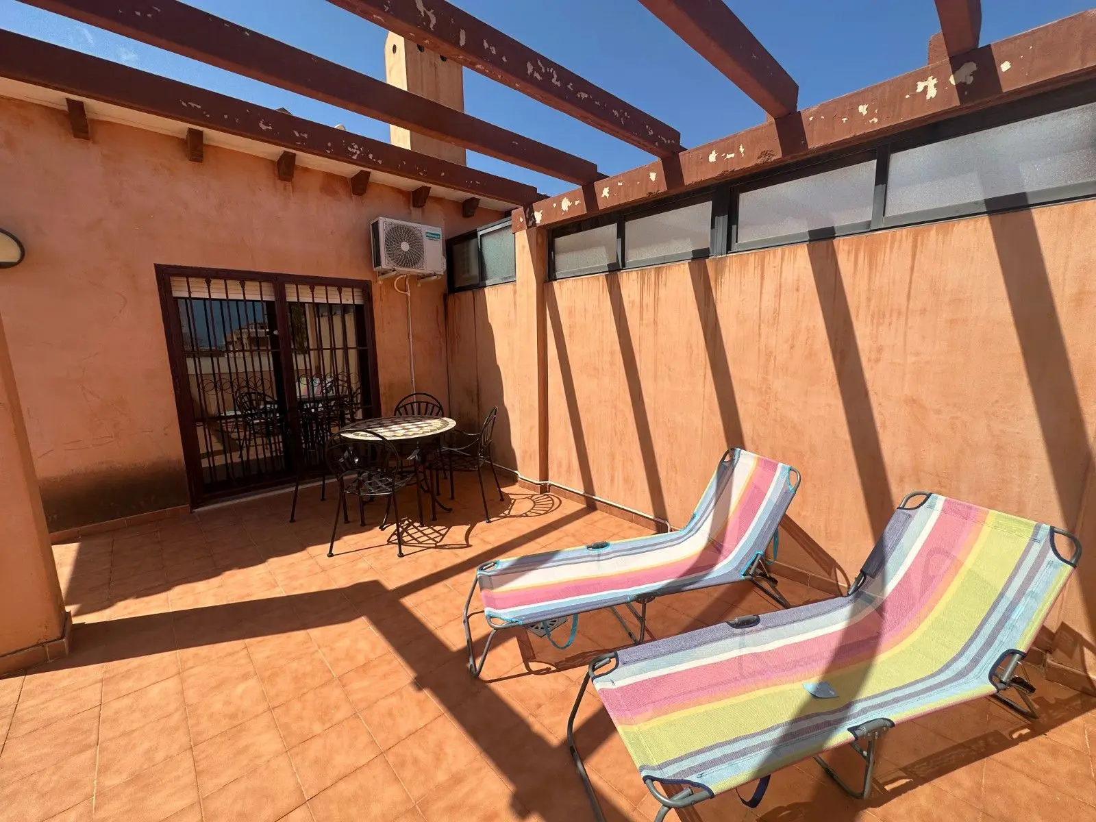 Apartment Of 78 M² With Features In Torrevieja, Spain