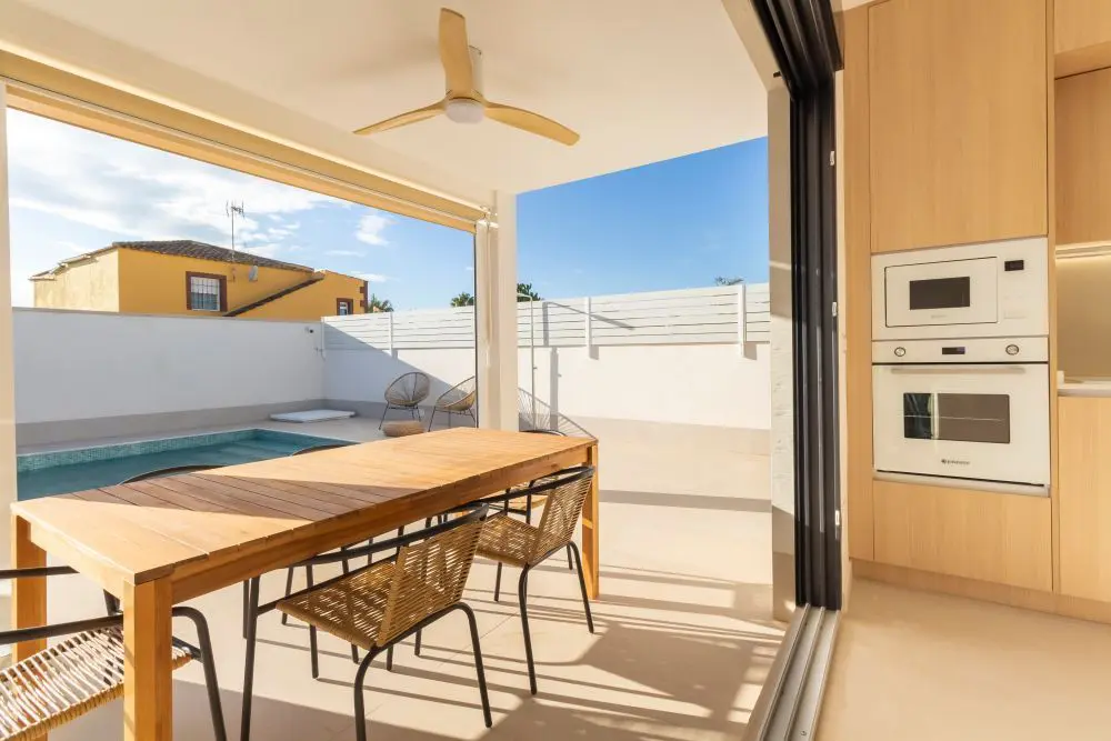 Villa Of 100 M² In Torrevieja, Spain