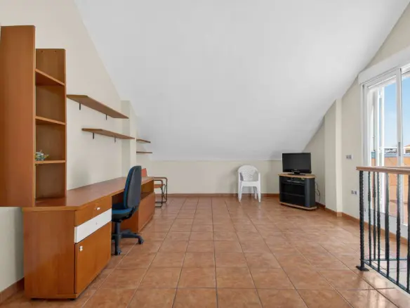 5-bedroom Villa In Lo Pagan, Spain (256 M²)