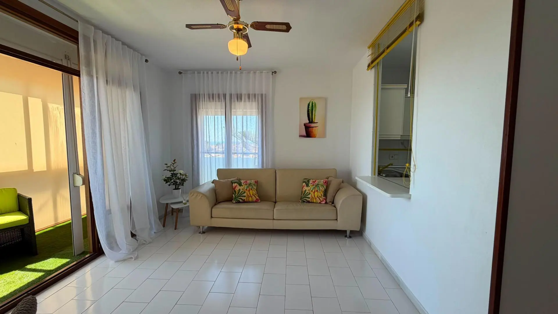 Apartment Of 63 M² In Torrevieja, Spain