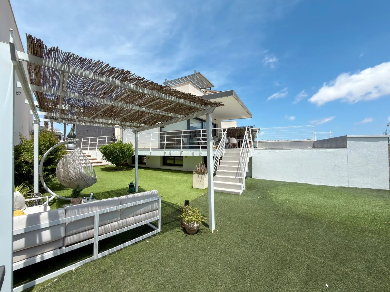 Villa Of 200 M² In San Miguel De Salinas, Spain