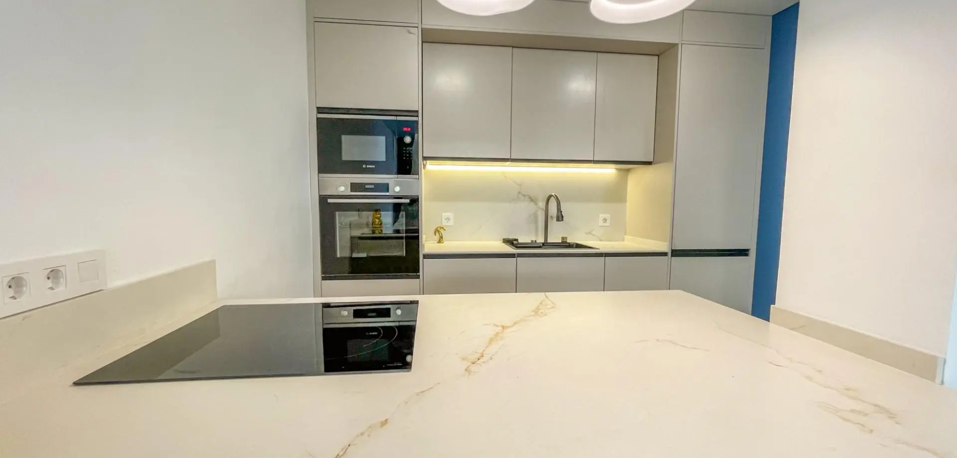 Apartment Of 91 M² In Torrevieja, Spain