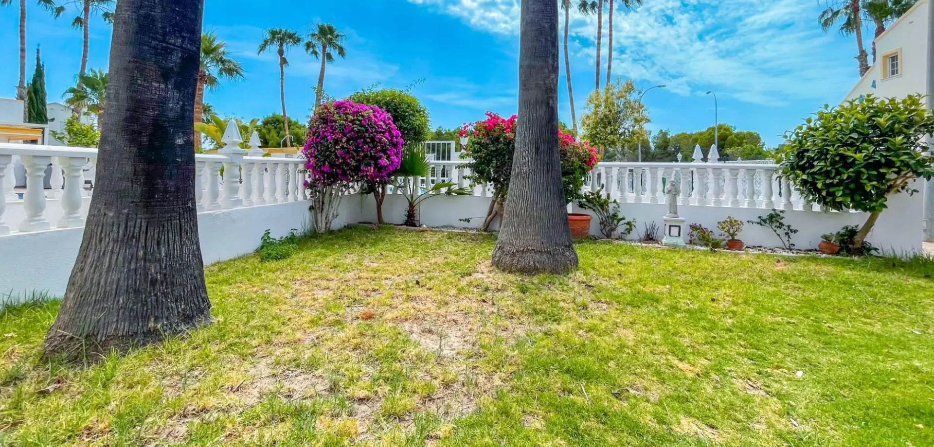Terraced House Of 100 M² In Orihuela Costa, Spain