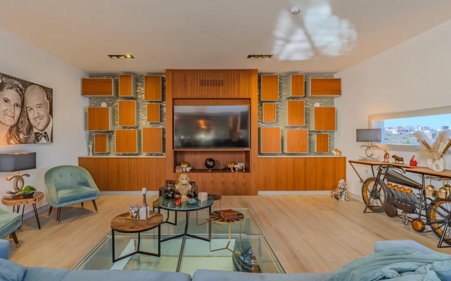 Villa Of 544 M² In Benijofar