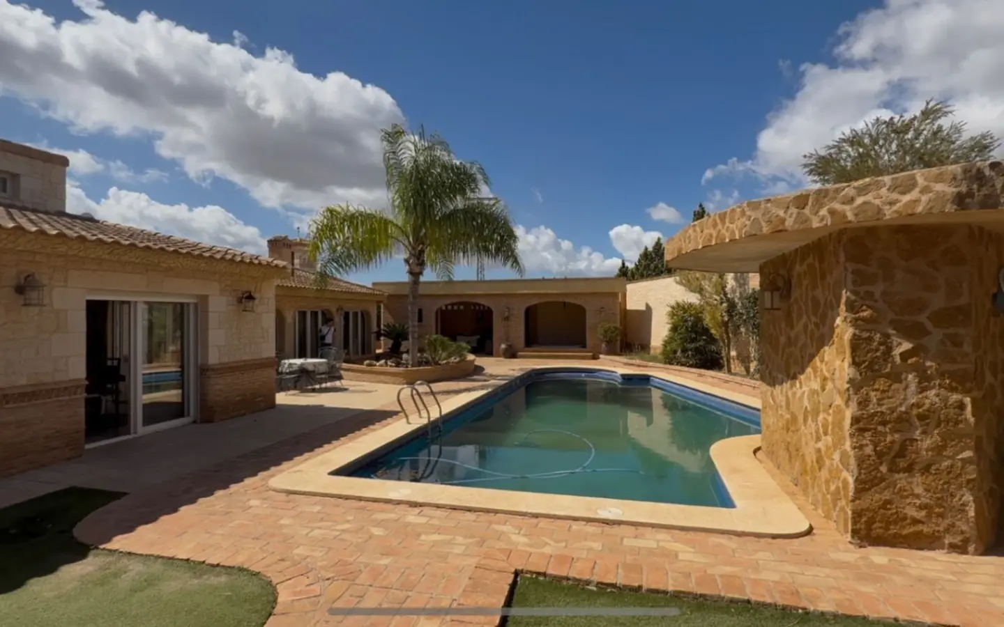 Villa Of 440 M² In Los Nietos, Spain