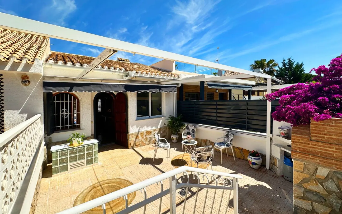 Terraced House Of 98 M² With Sea Views In Orihuela Costa
