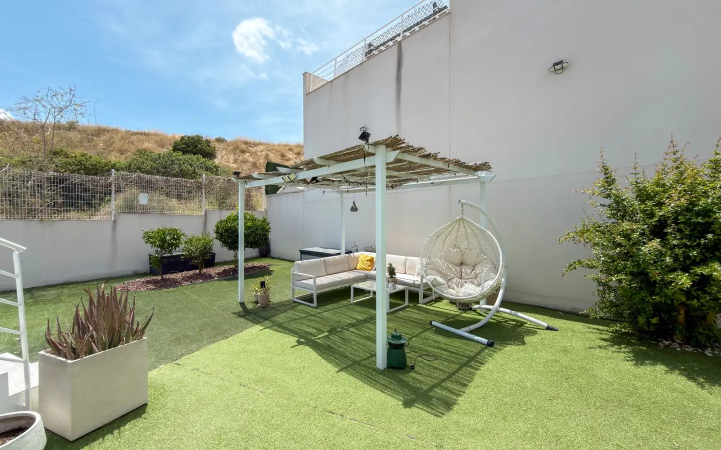 Villa Of 200 M² In San Miguel De Salinas, Spain