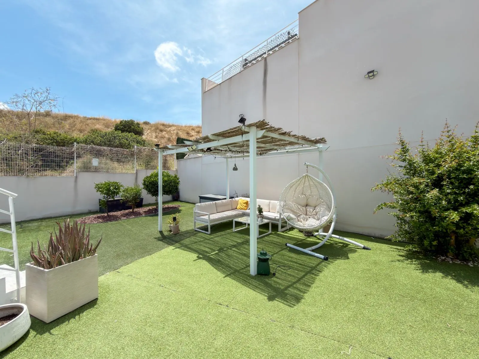 Villa Of 200 M² In San Miguel De Salinas, Spain