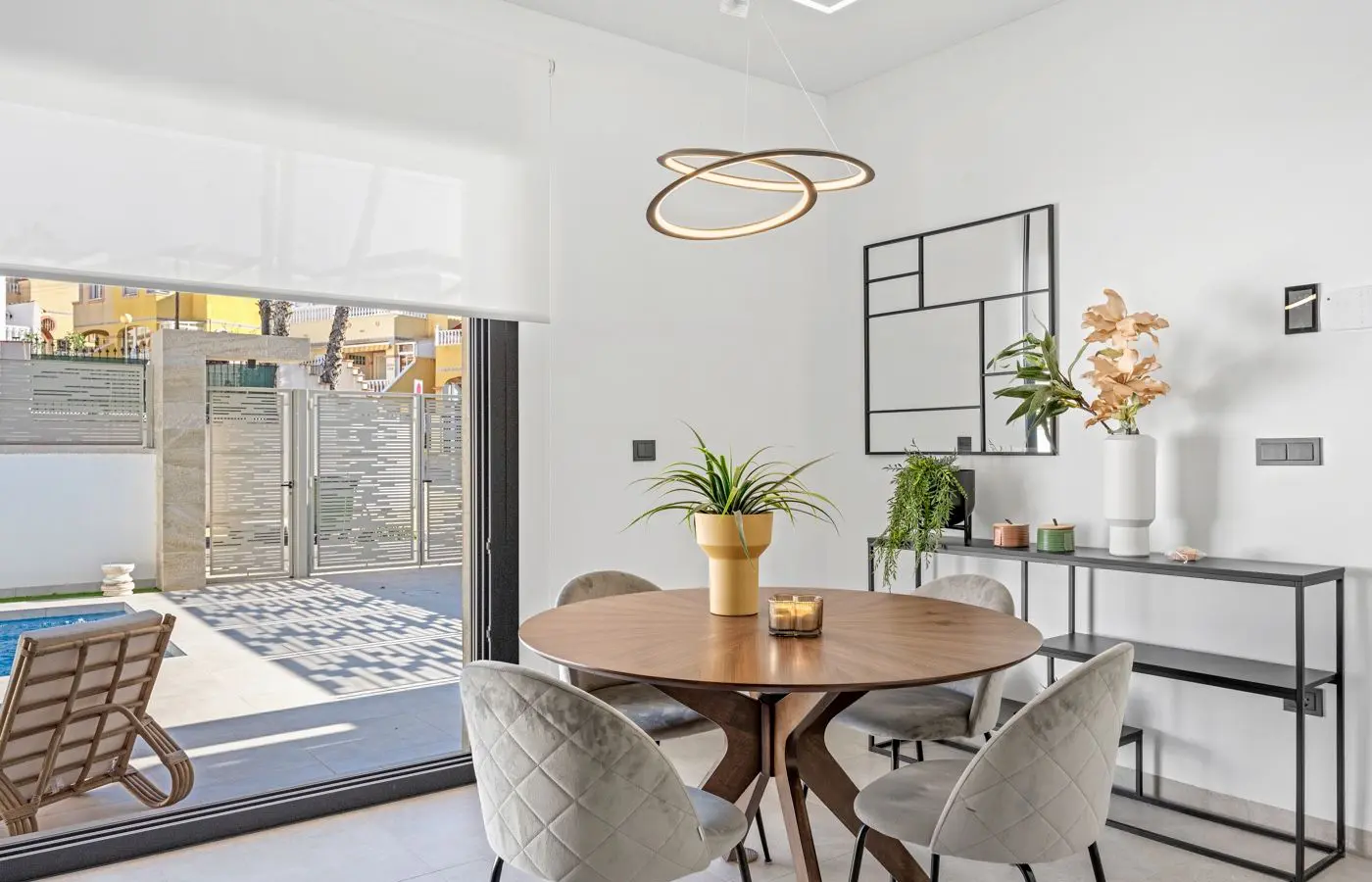 3-bedroom Villa In San Miguel De Salinas, Spain (116 M²)
