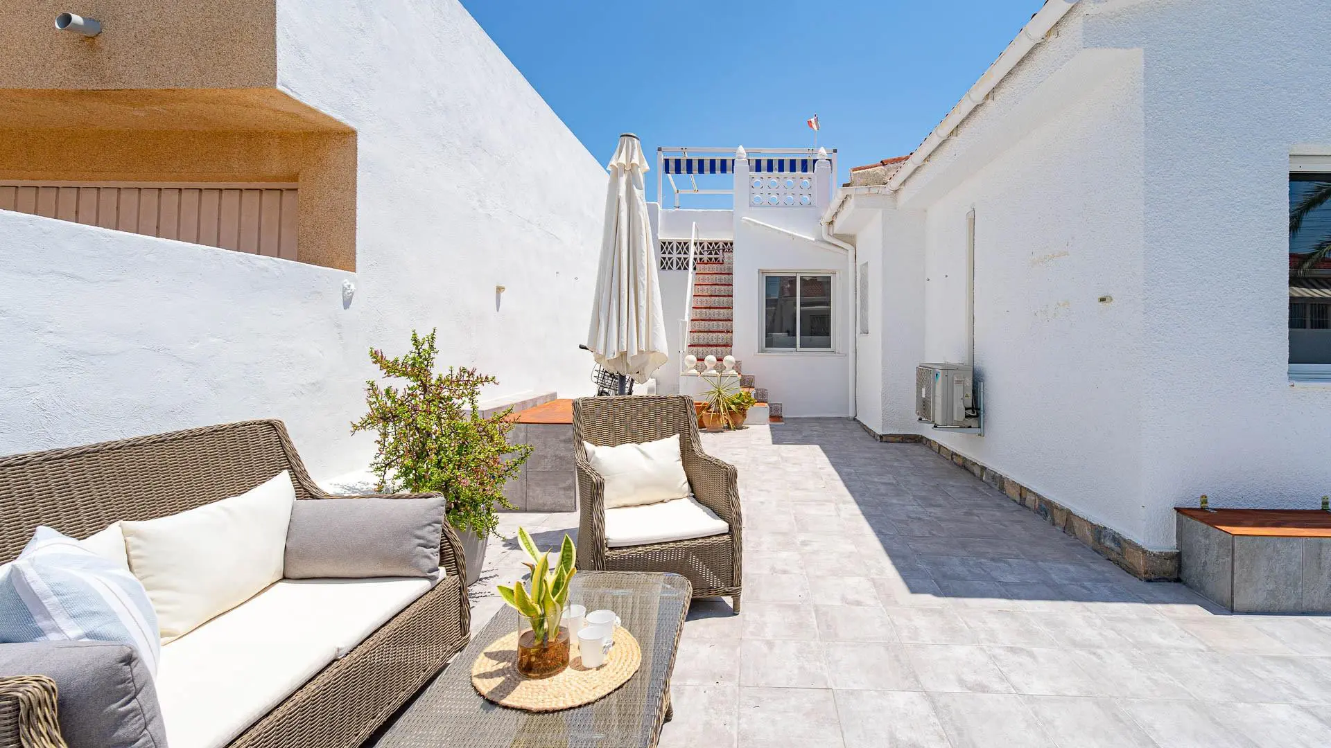Apartment Of 59 M² With Balcony In Rojales