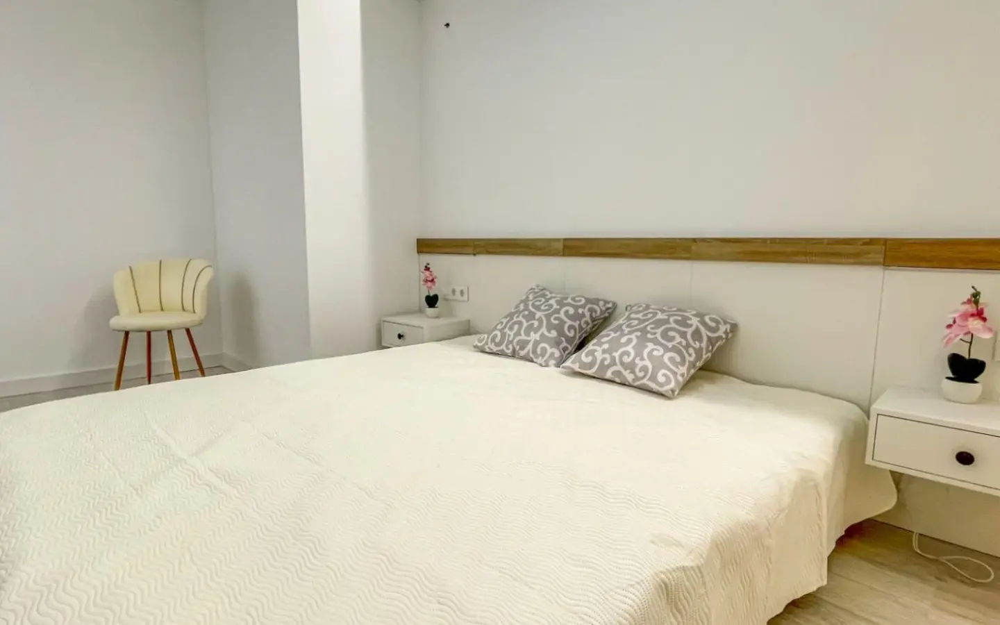 Apartment Of 91 M² In Torrevieja, Spain