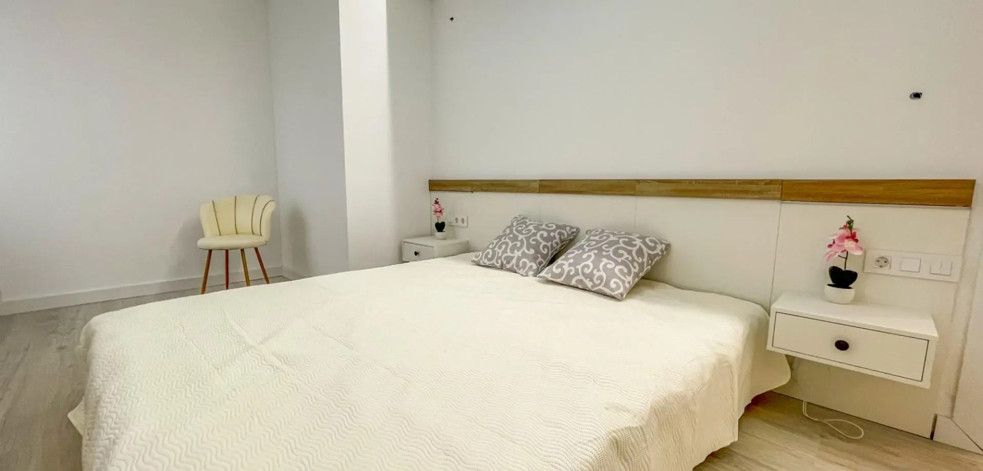 Apartment Of 91 M² In Torrevieja, Spain