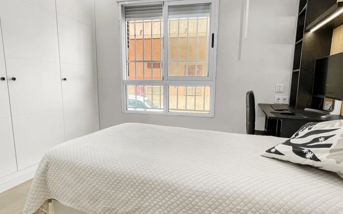 Apartment Of 108 M² In Torrevieja, Spain
