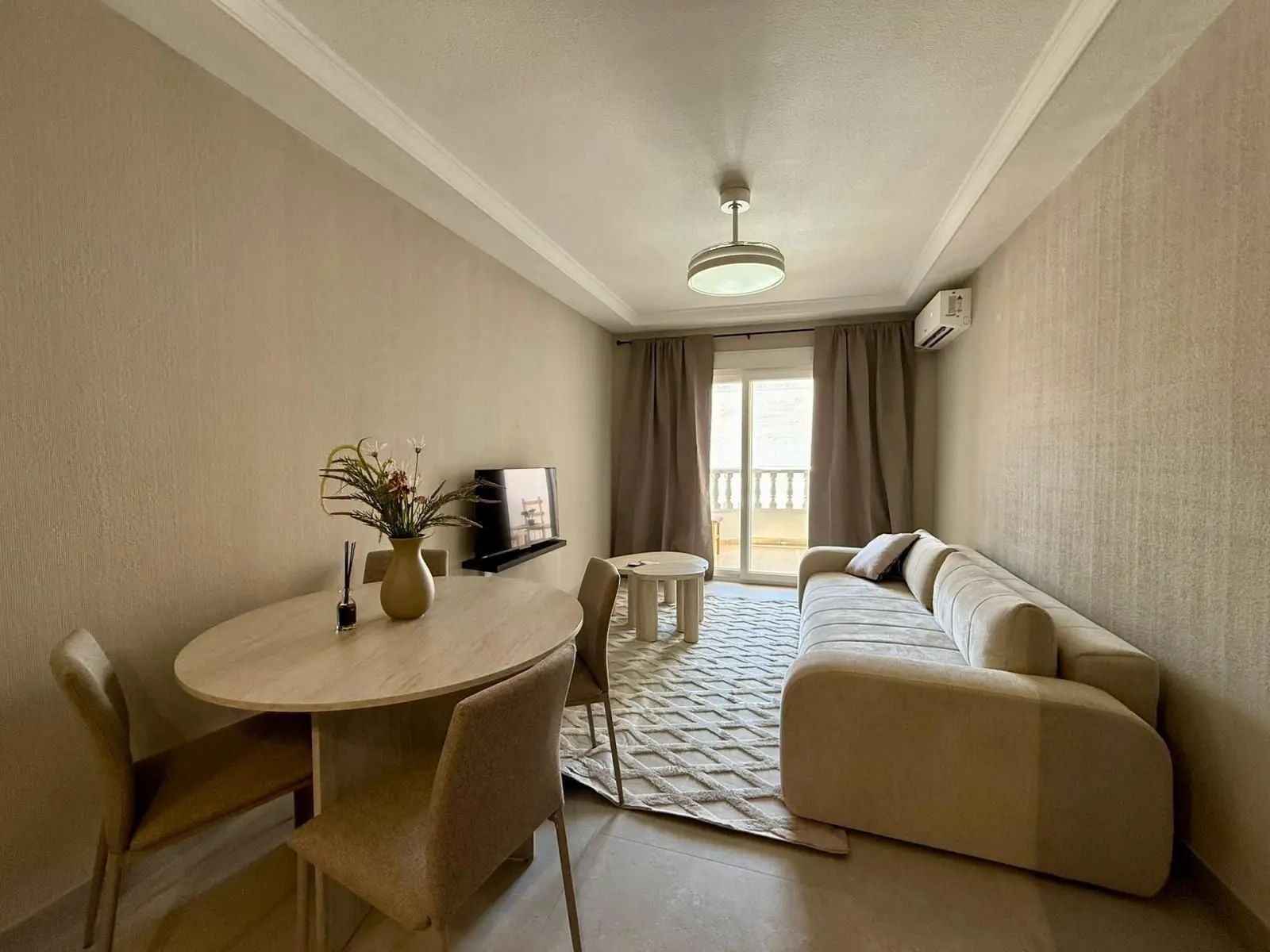 Apartment Of 80 M² With Sea View In Torrevieja, Spain