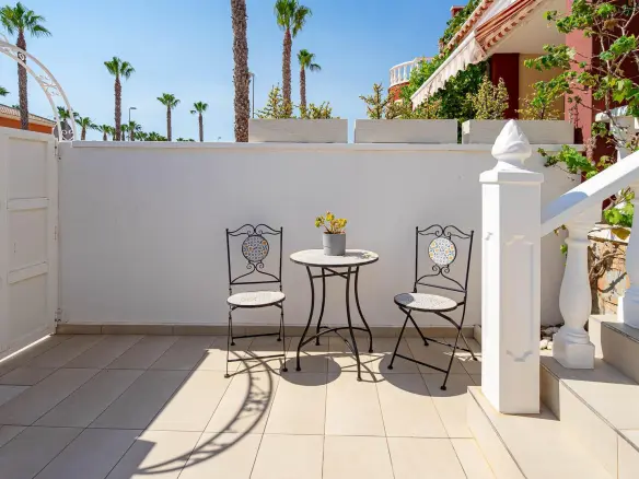 3-bedroom Townhouse In Rojales, Spain (126 M²)