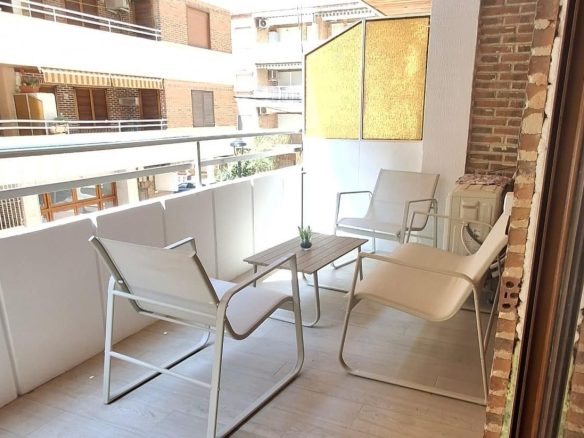 Apartment Of 91 M² In Torrevieja, Spain