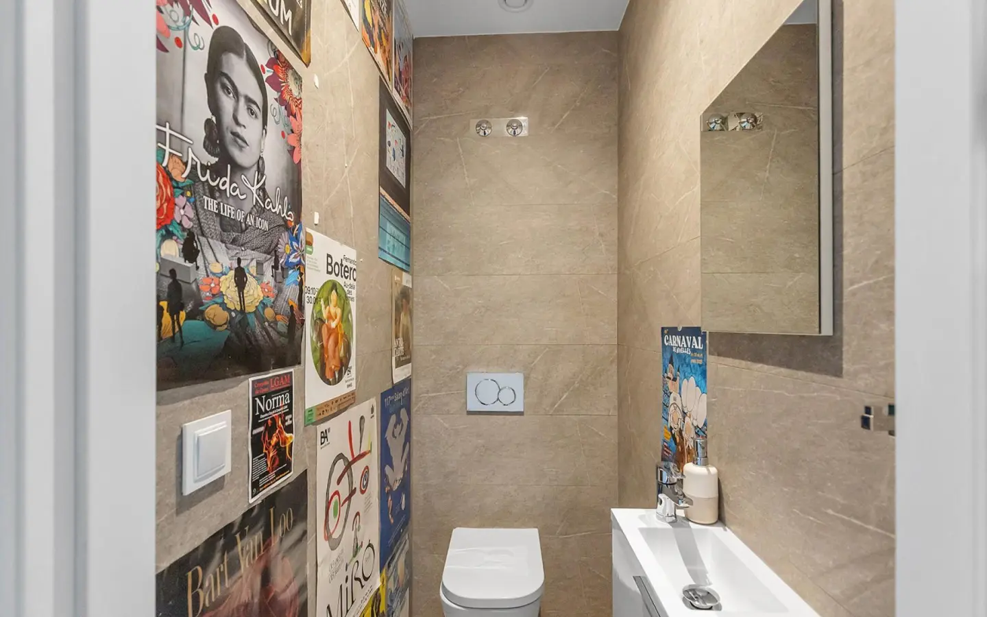 Villa Of 144 M² With None In Benijofar, Spain