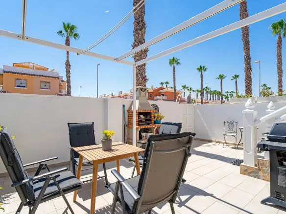 3-bedroom Townhouse In Rojales, Spain (126 M²)