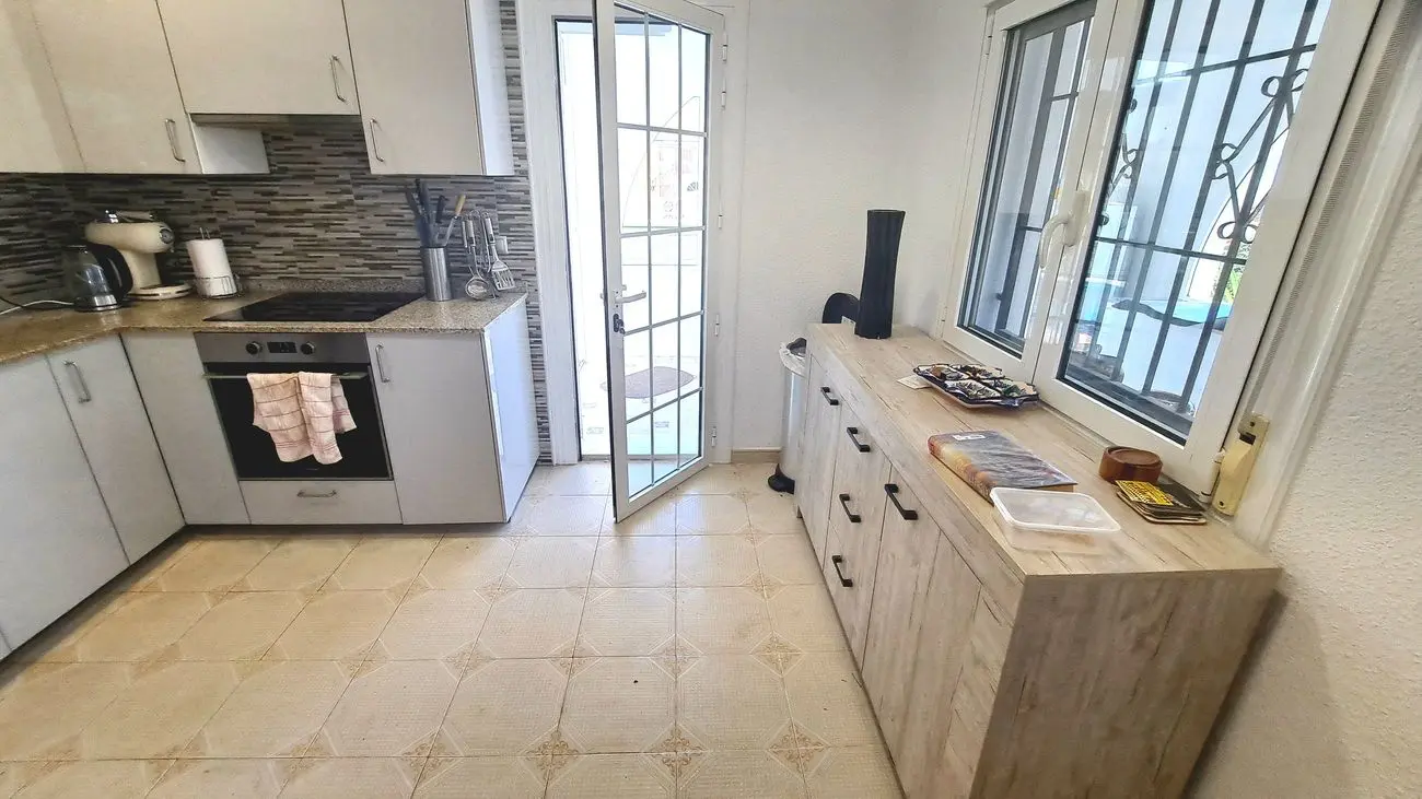 Villa Of 173 M² In San Miguel De Salinas
