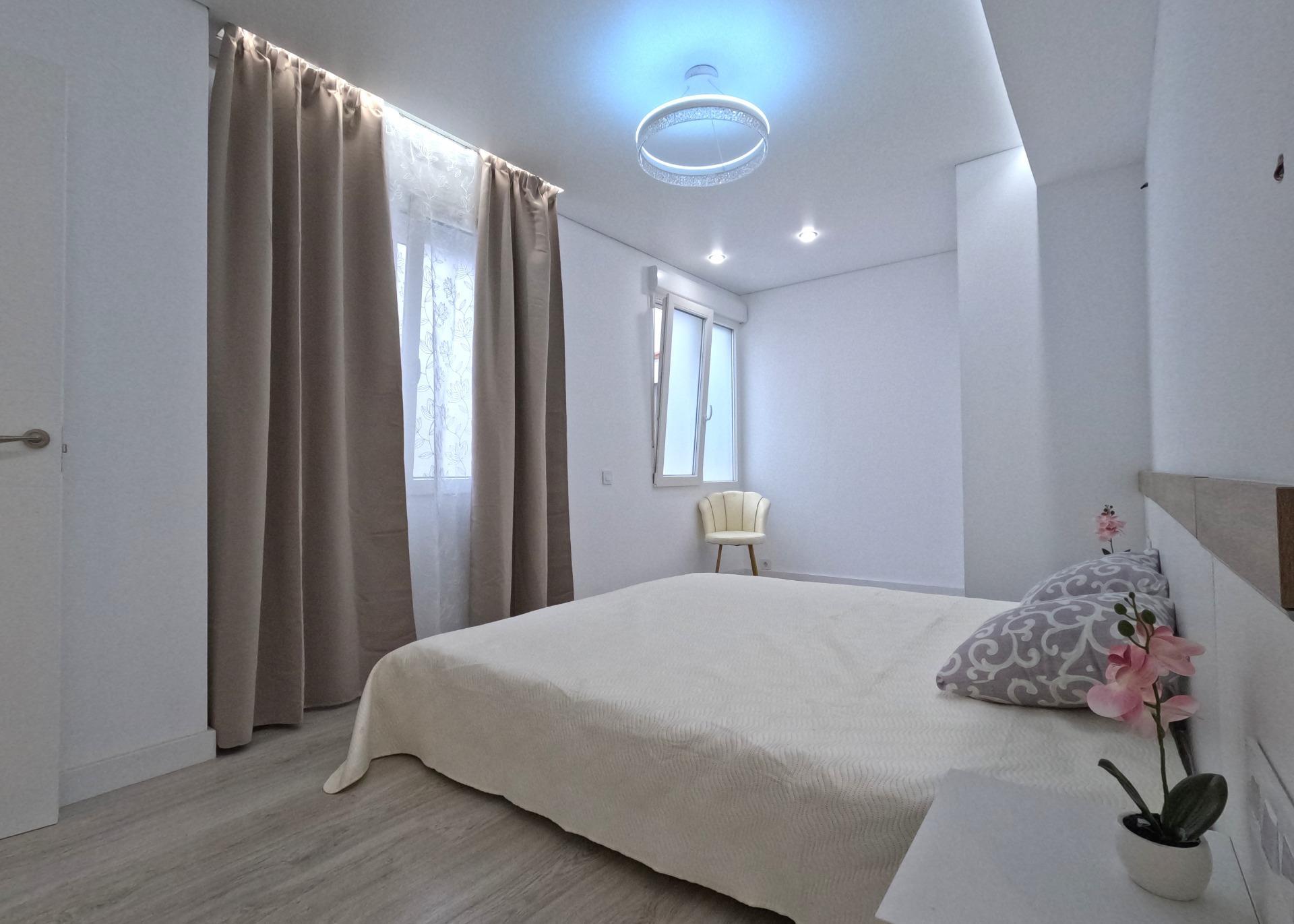 Apartment Of 91 M² In Torrevieja, Spain