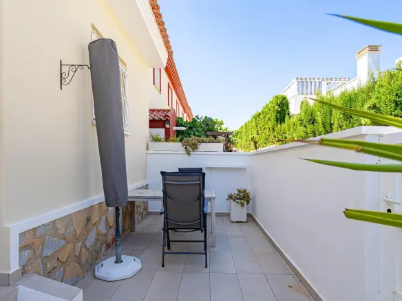 3-bedroom Townhouse In Rojales, Spain (126 M²)