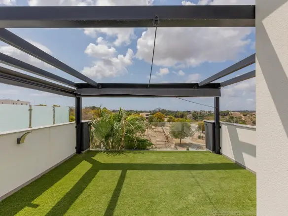 Villa Of 144 M² With None In Benijofar, Spain