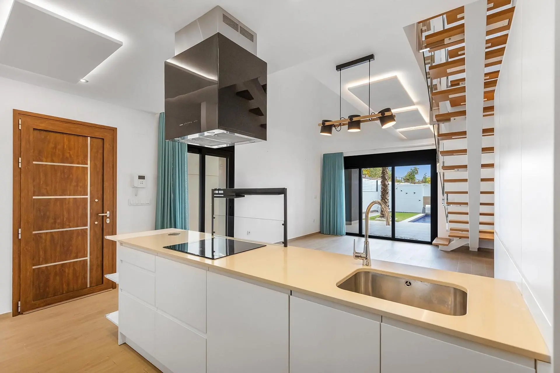 Villa Of 144 M² With None In Benijofar, Spain