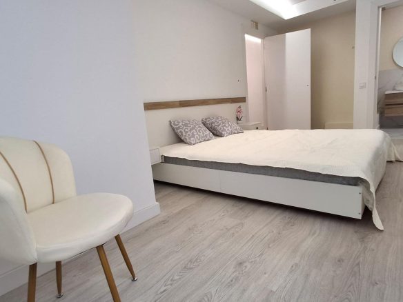 Apartment Of 91 M² In Torrevieja, Spain