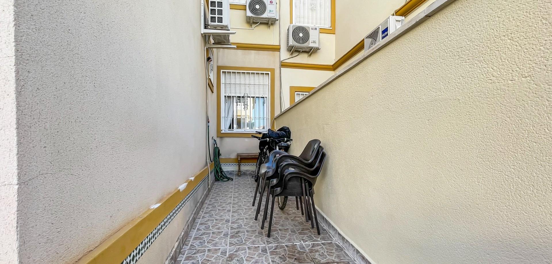 Bungalow Of 50 M² In Orihuela Costa, Spain
