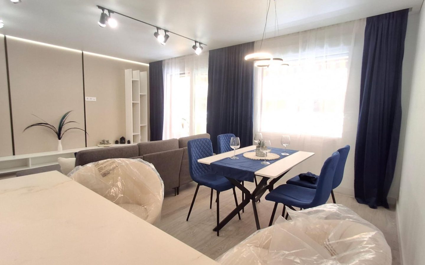 Apartment Of 91 M² In Torrevieja, Spain