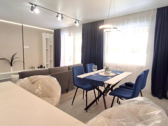Apartment Of 91 M² In Torrevieja, Spain