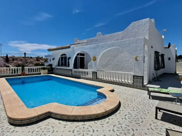 3-bedroom Villa In Orihuela Costa, Spain (173 M²)