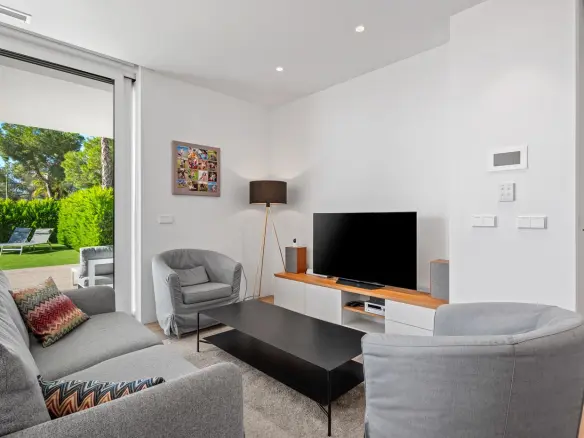 2-bedroom Apartment In Orihuela, Spain (93 M²)