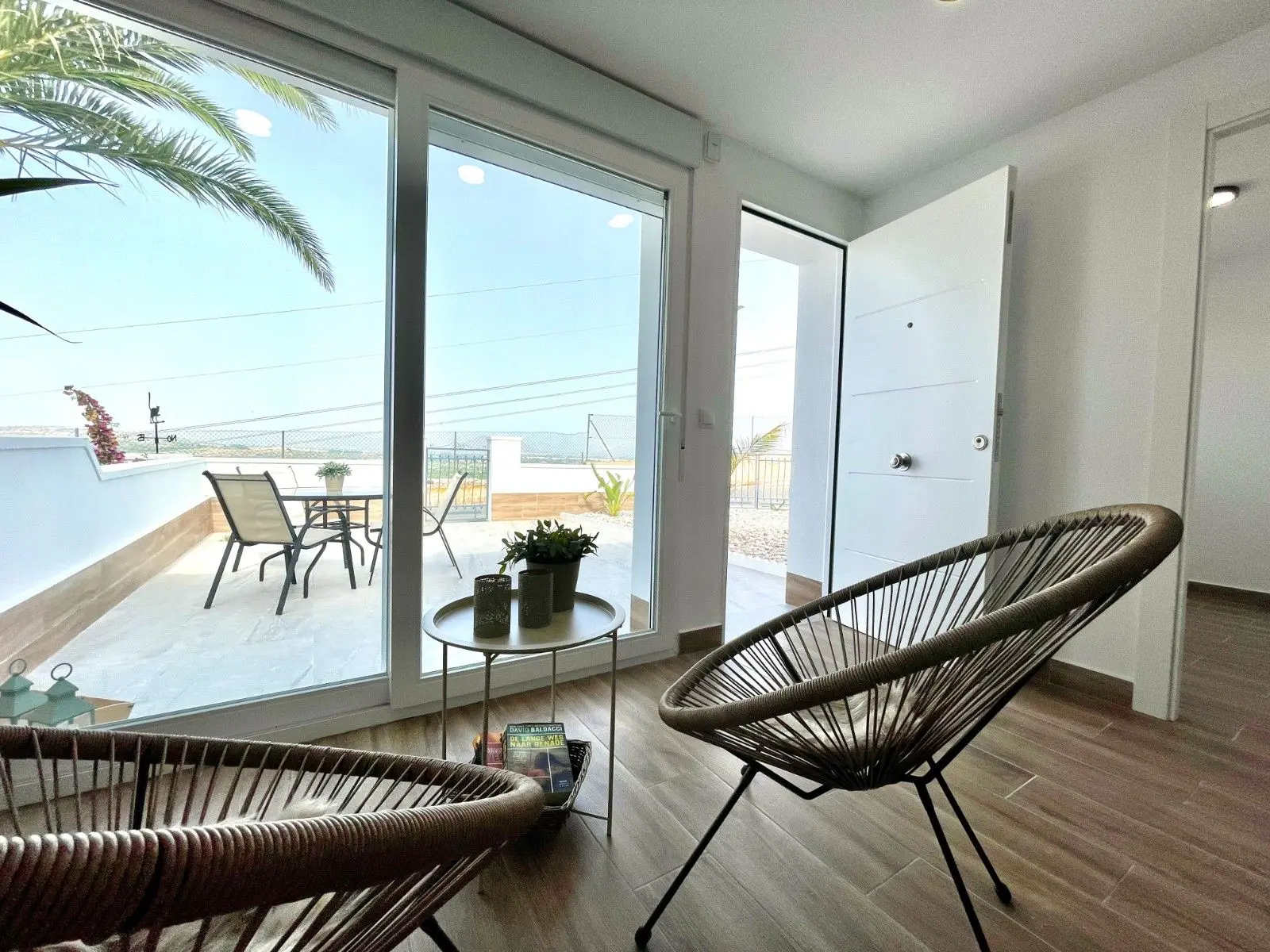 Bungalow Of 80 M² With [features] In Almoradi, Spain
