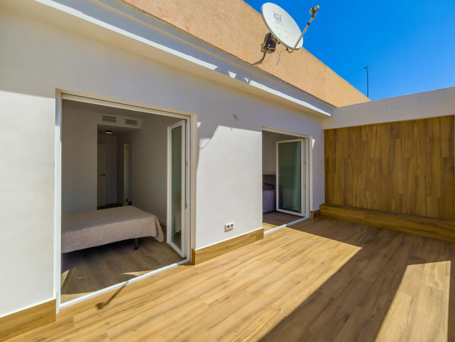 Apartment Of 115 M² In Torrevieja, Spain