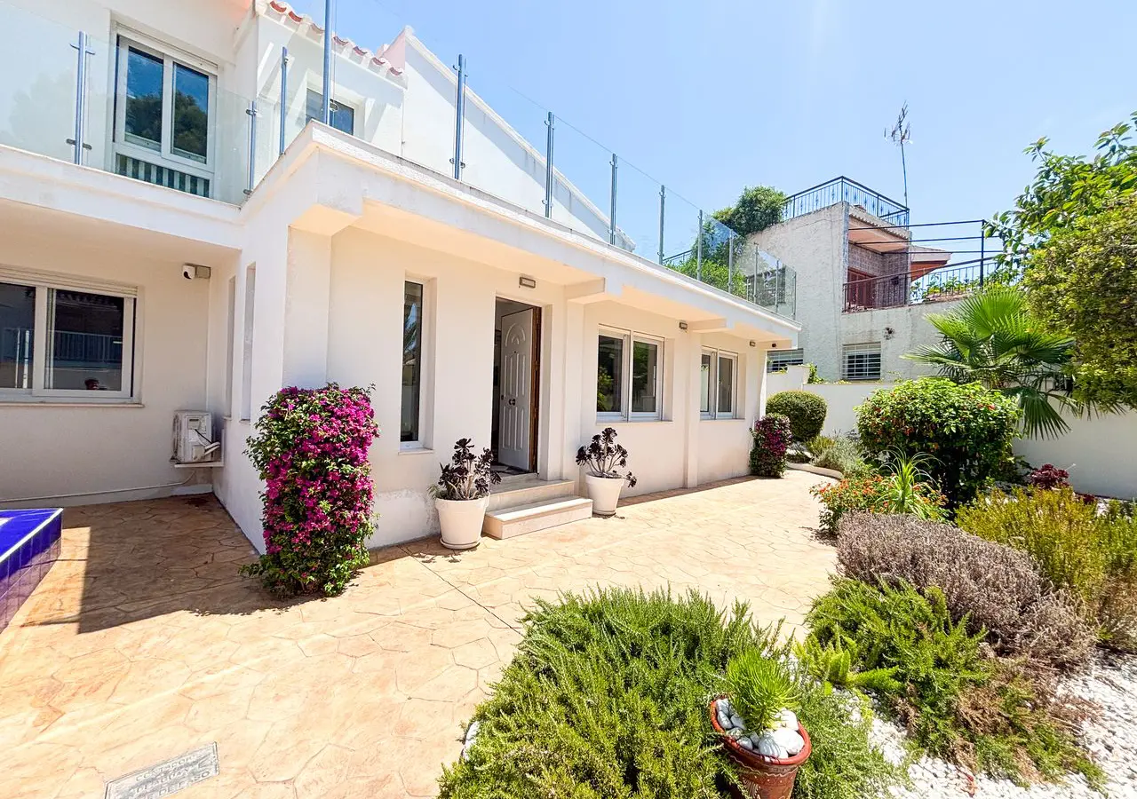 Villa Of 512 M² With Garden In Orihuela Costa, Spain