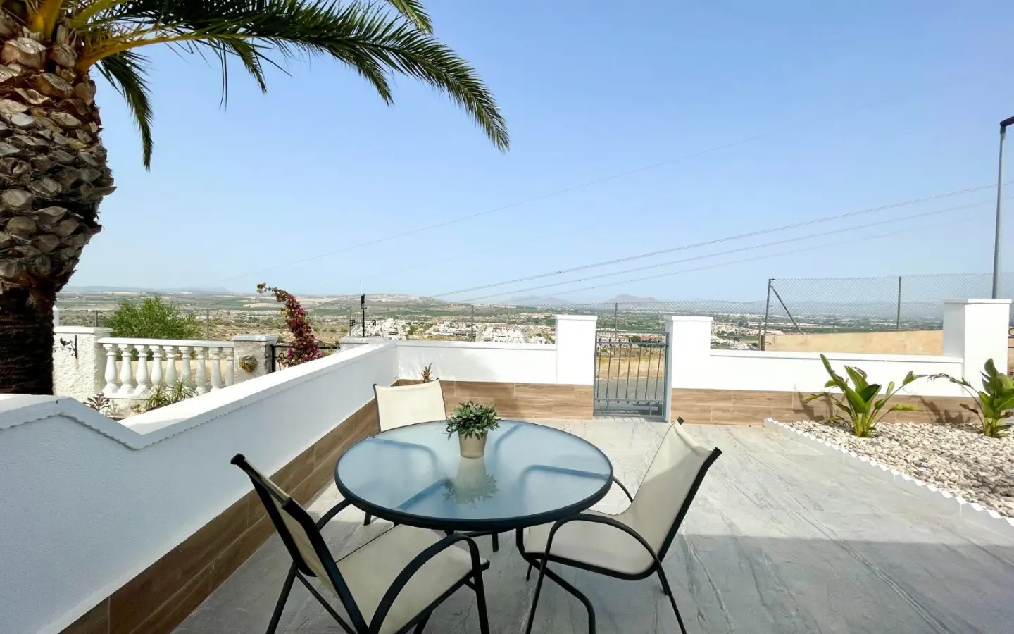 Bungalow Of 80 M² With [features] In Almoradi, Spain