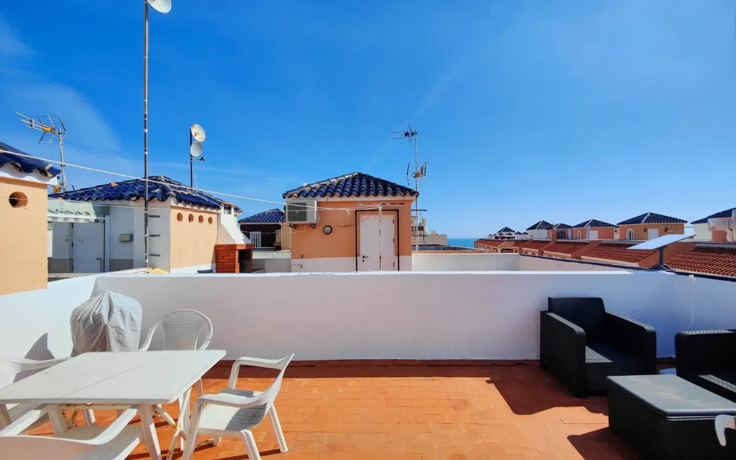 2-bedroom Penthouse In Torrevieja, Spain (87 M²)