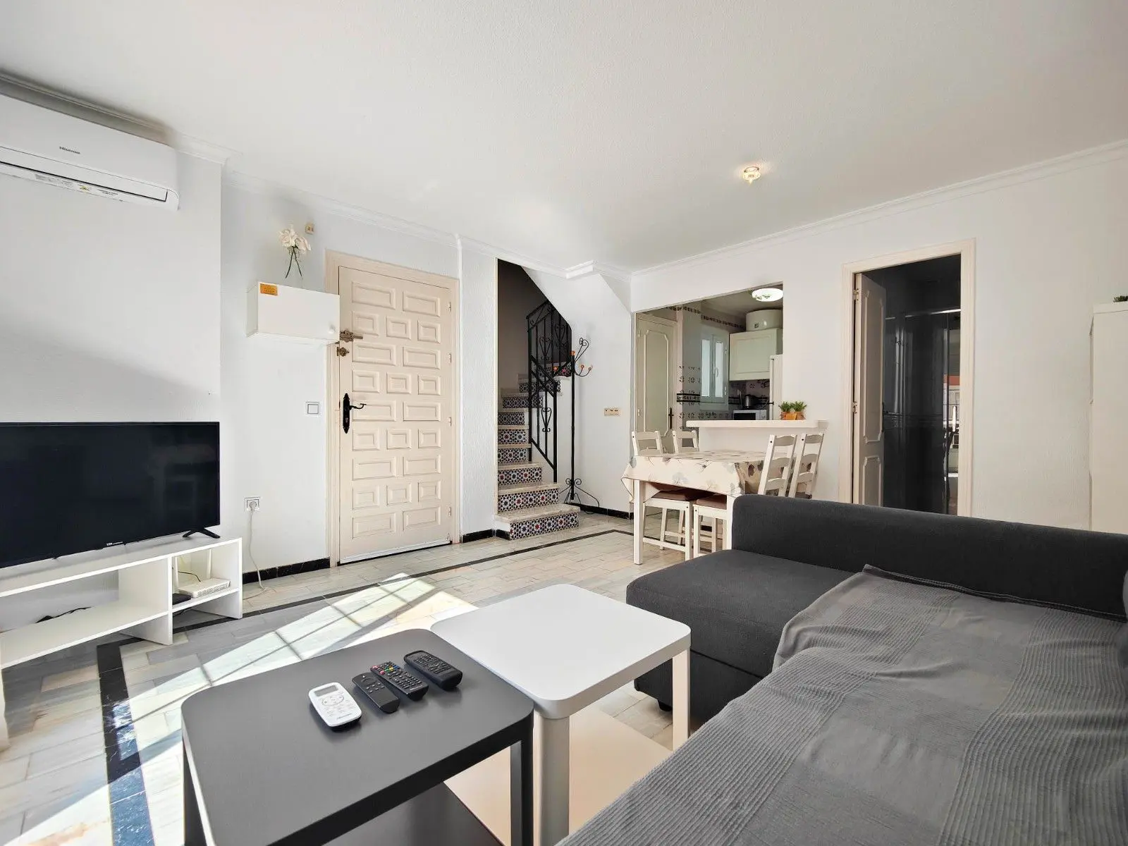 Penthouse Of 87 M² In Torrevieja, Spain