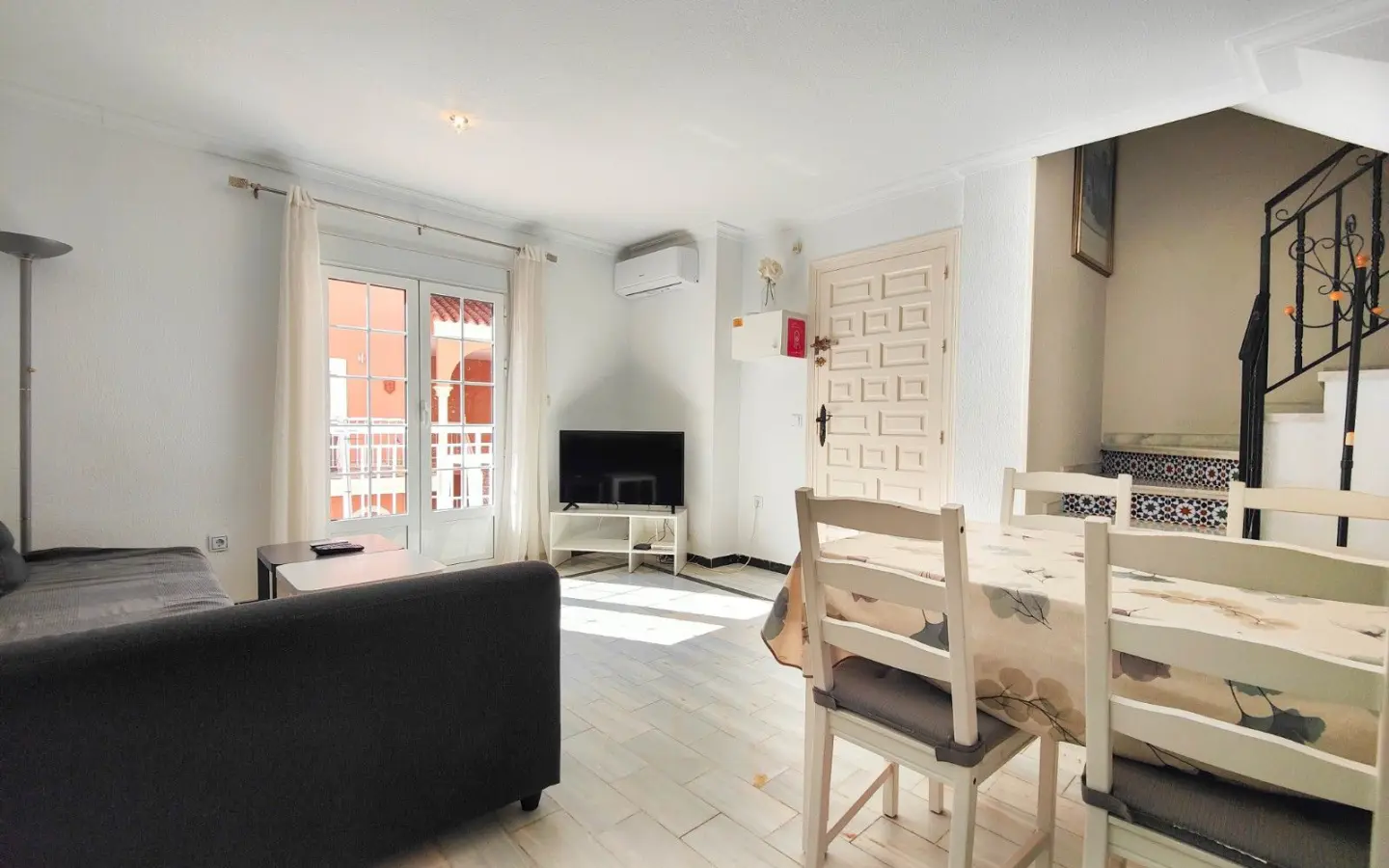 2-bedroom Penthouse In Torrevieja, Spain (87 M²)