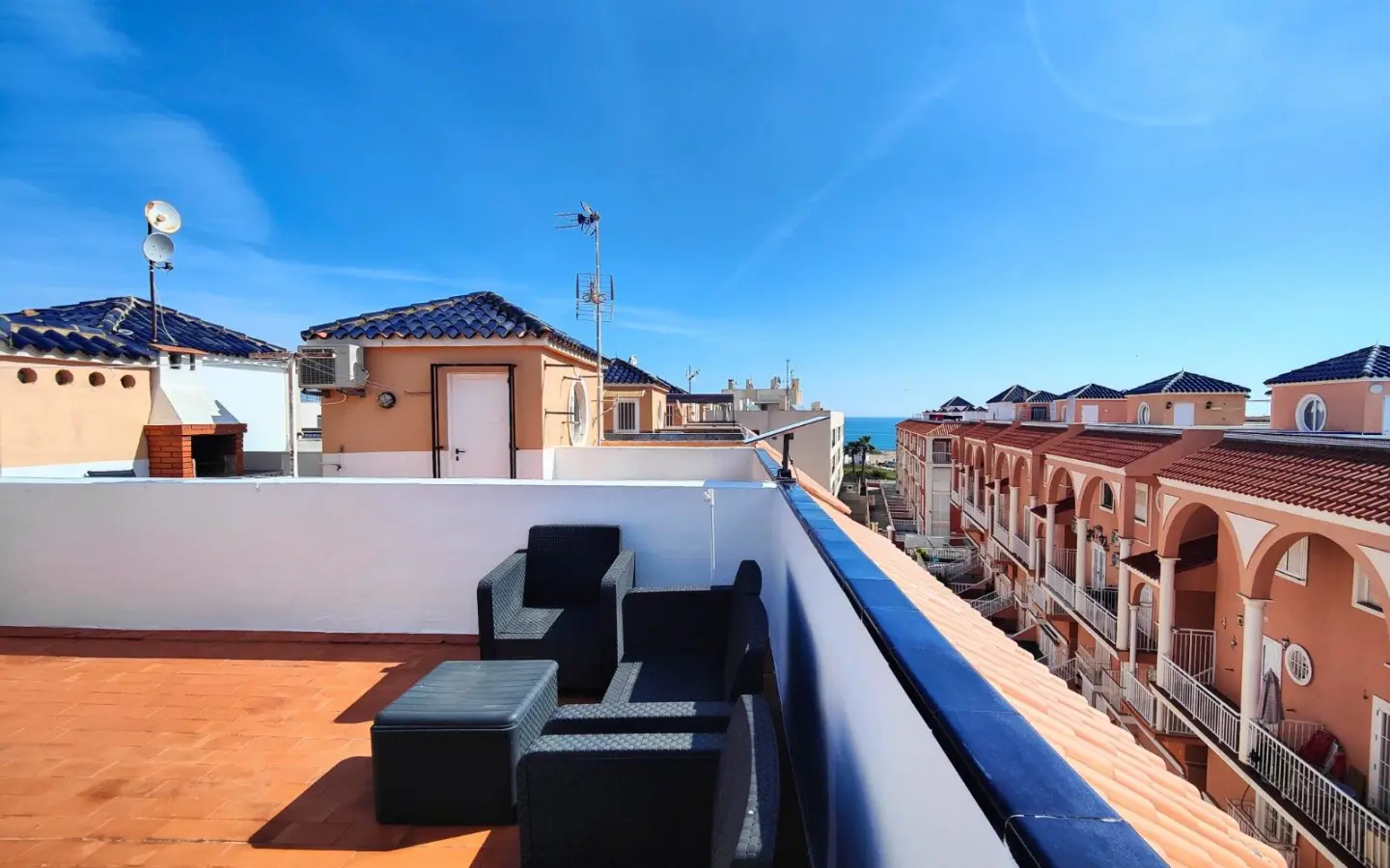 2-bedroom Penthouse In Torrevieja, Spain (87 M²)