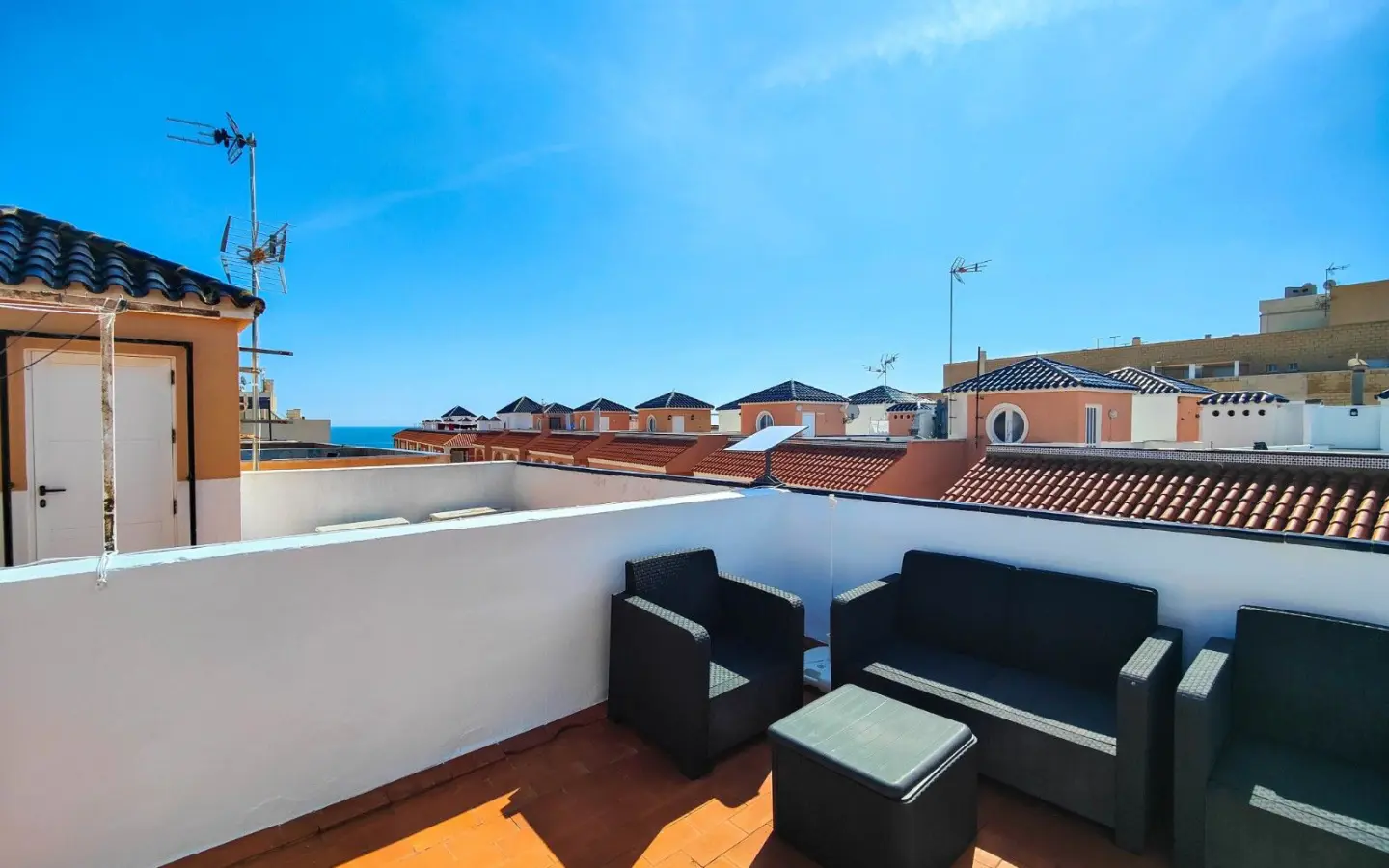 2-bedroom Penthouse In Torrevieja, Spain (87 M²)